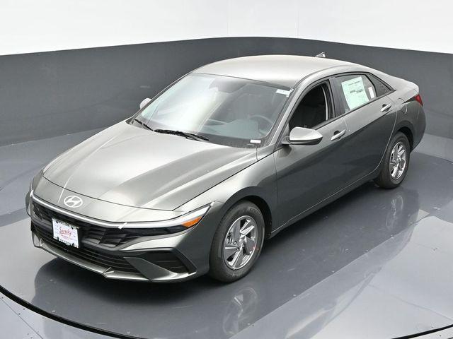 new 2025 Hyundai Elantra car, priced at $23,580