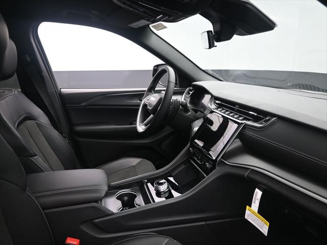 new 2025 Jeep Grand Cherokee car, priced at $42,710