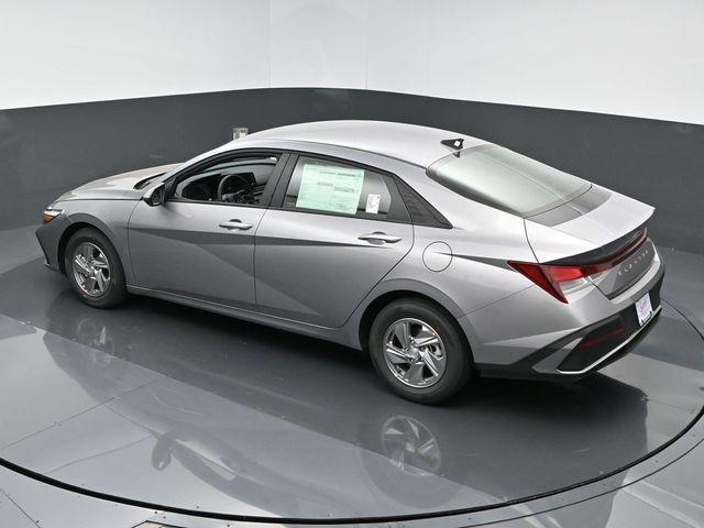 new 2025 Hyundai Elantra car, priced at $23,565