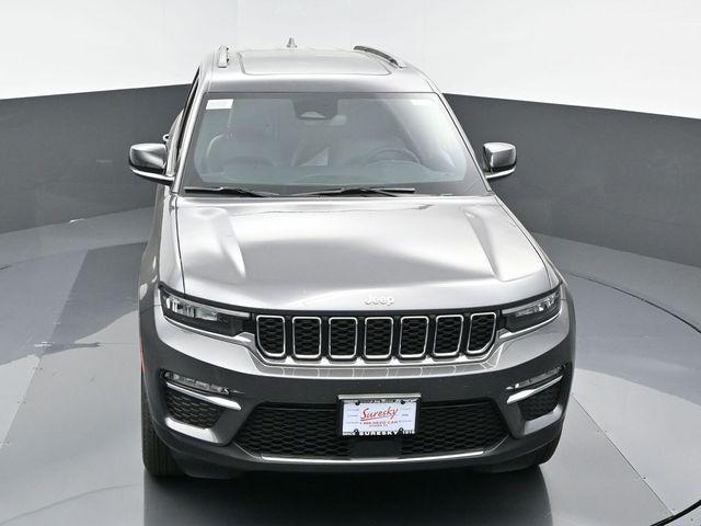 new 2025 Jeep Grand Cherokee car, priced at $49,810