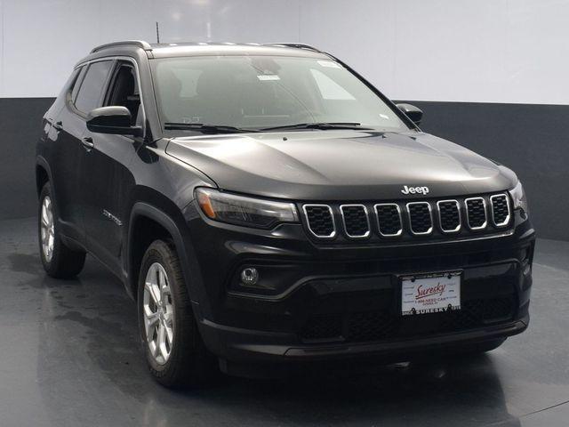 new 2024 Jeep Compass car, priced at $30,000