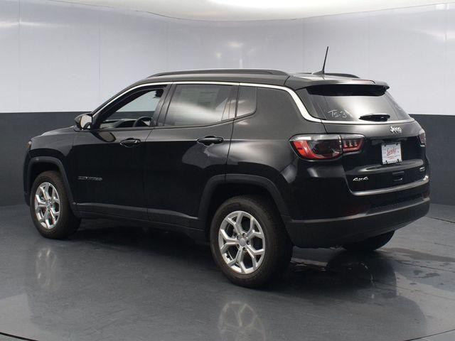 new 2024 Jeep Compass car, priced at $30,000