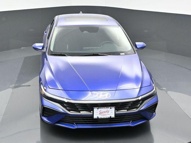 new 2025 Hyundai Elantra car, priced at $27,270