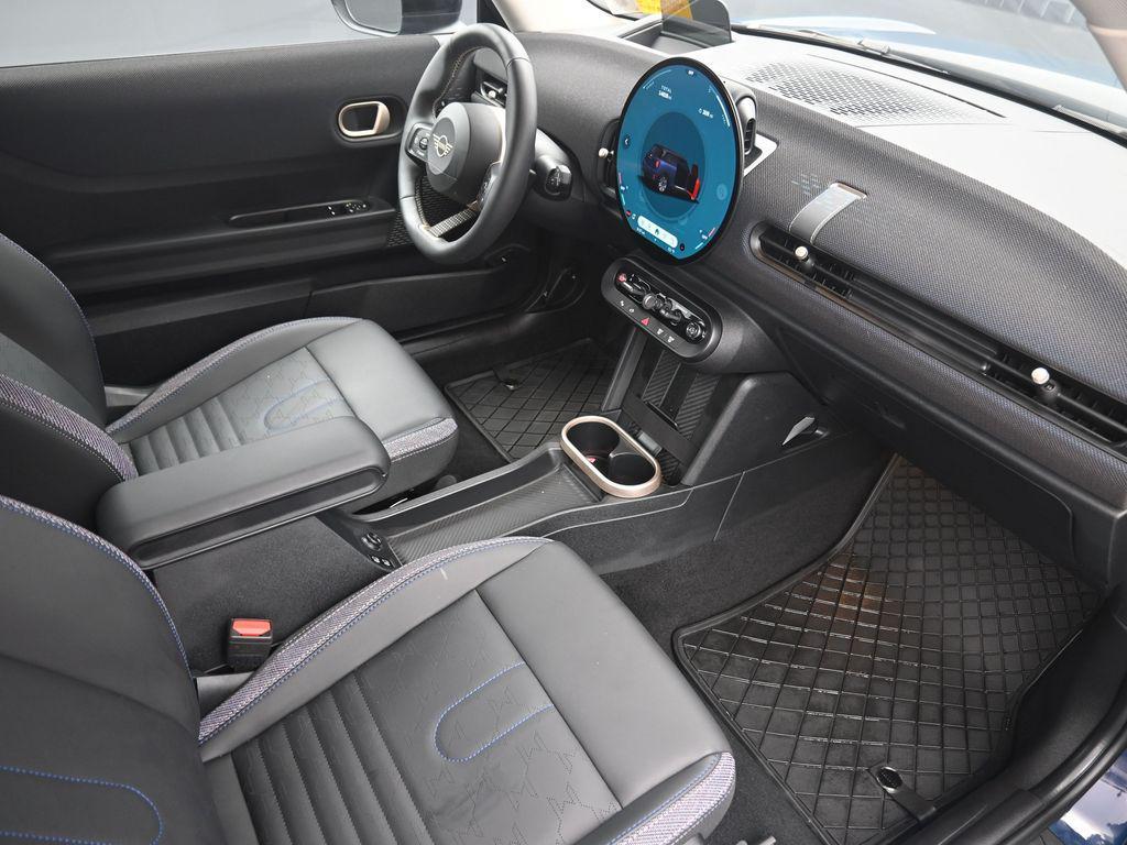 used 2025 MINI Hardtop car, priced at $26,995