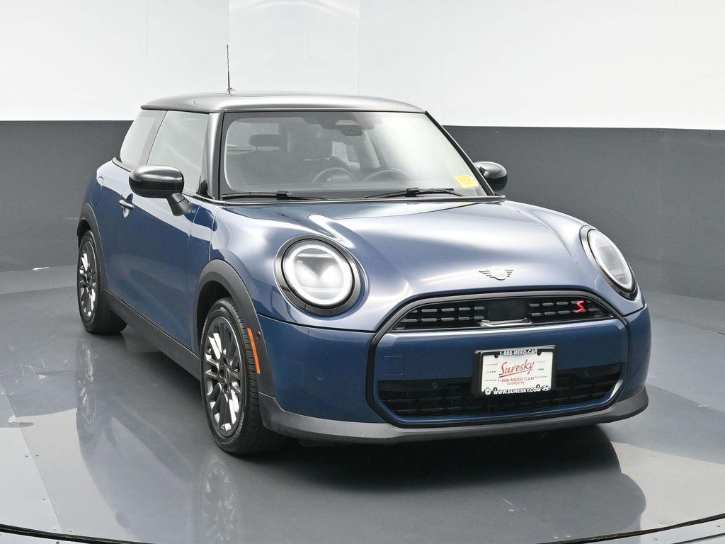 used 2025 MINI Hardtop car, priced at $26,995