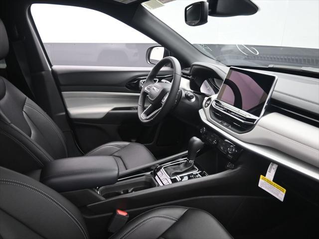 new 2025 Jeep Compass car, priced at $32,148