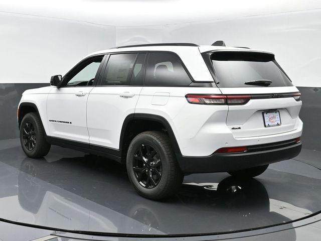 new 2025 Jeep Grand Cherokee car, priced at $45,935