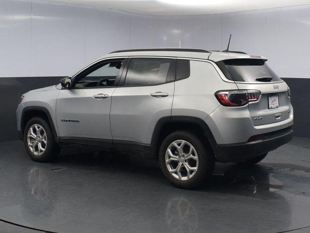 new 2024 Jeep Compass car, priced at $31,000