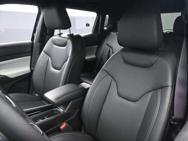 new 2025 Jeep Compass car, priced at $32,343