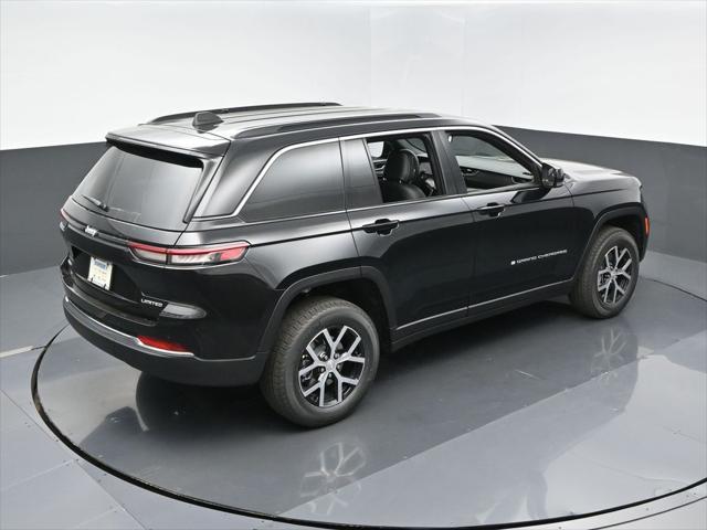 new 2025 Jeep Grand Cherokee car, priced at $45,876