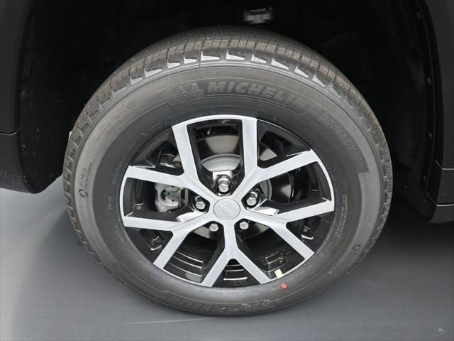 new 2025 Jeep Grand Cherokee car, priced at $44,876