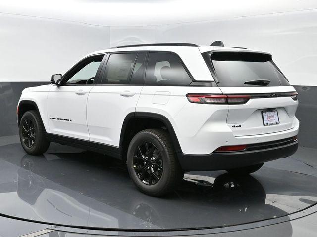 new 2024 Jeep Grand Cherokee car, priced at $45,500