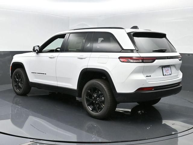 new 2024 Jeep Grand Cherokee car, priced at $45,500