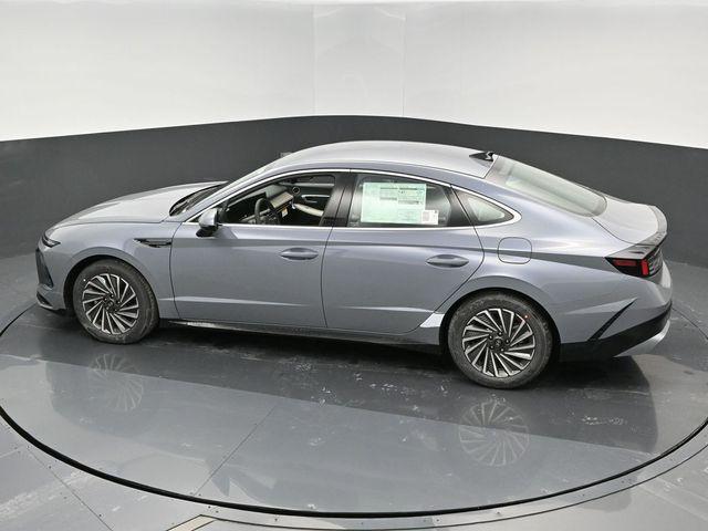 new 2025 Hyundai Sonata Hybrid car, priced at $32,710