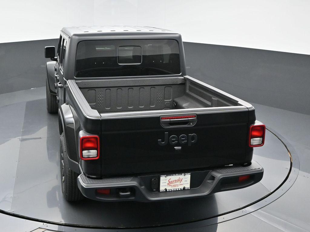 new 2025 Jeep Gladiator car, priced at $48,150