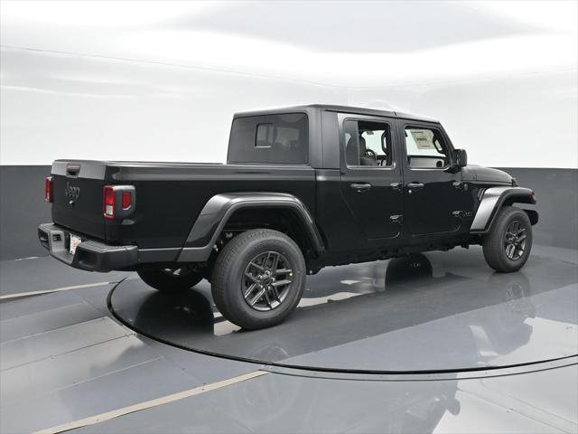 new 2025 Jeep Gladiator car, priced at $46,262