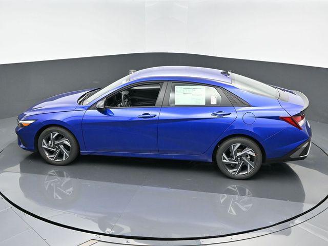 new 2025 Hyundai Elantra car, priced at $24,705