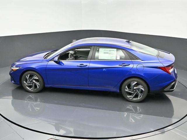 new 2025 Hyundai Elantra car, priced at $27,265