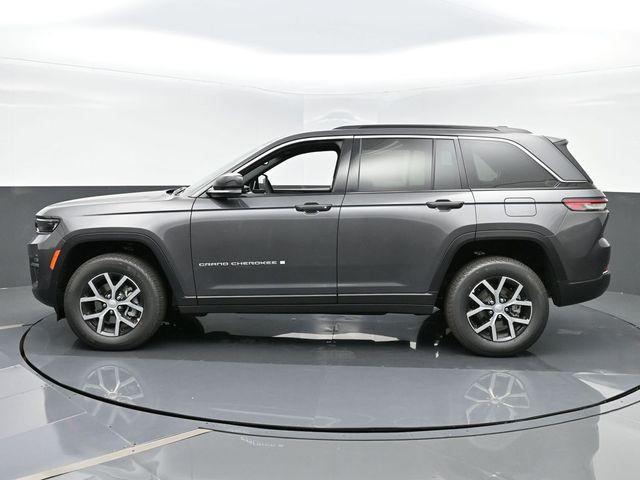 new 2024 Jeep Grand Cherokee car, priced at $52,810