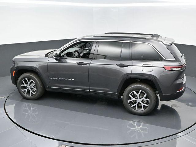 new 2024 Jeep Grand Cherokee car, priced at $52,810