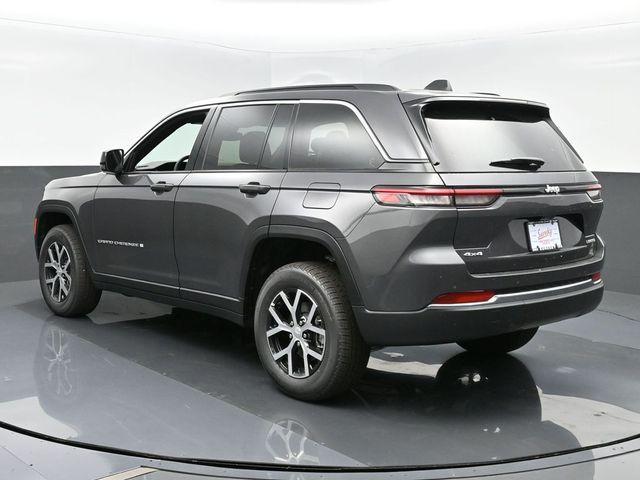 new 2024 Jeep Grand Cherokee car, priced at $52,810