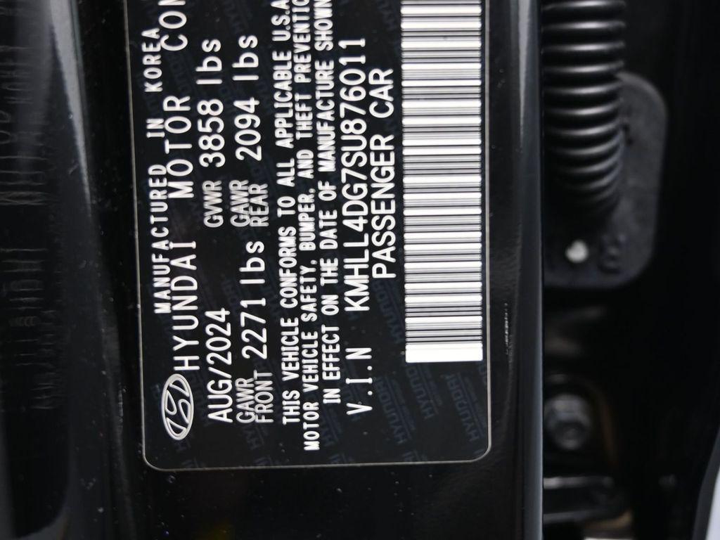 used 2025 Hyundai Elantra car, priced at $19,995