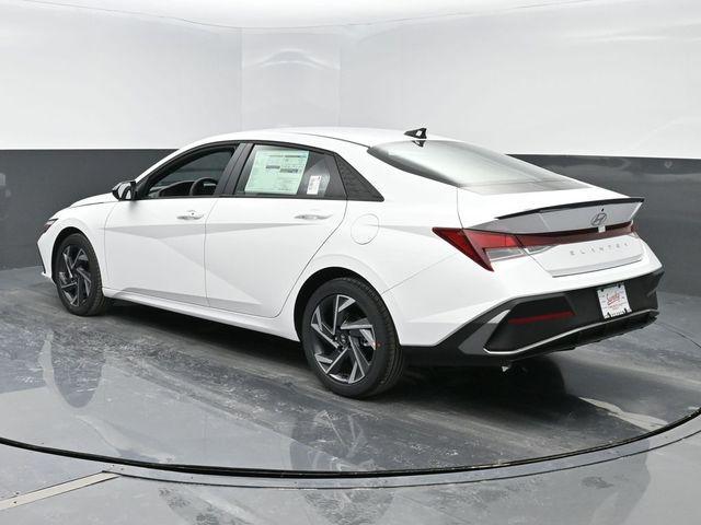 new 2025 Hyundai Elantra car, priced at $25,400