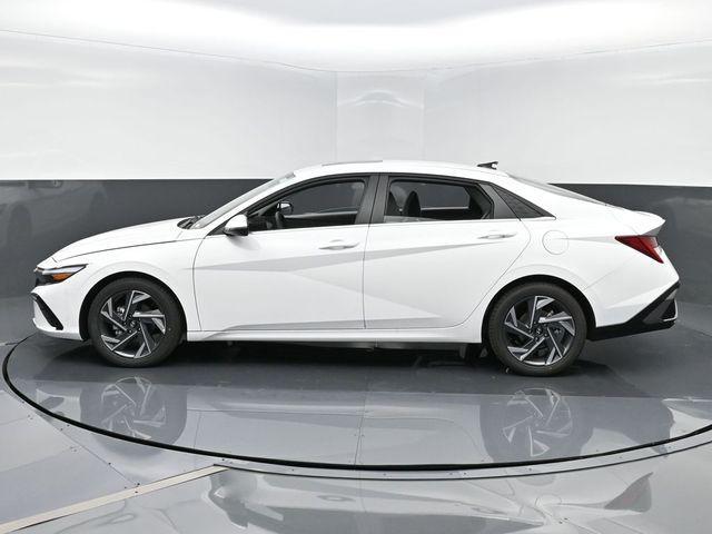 new 2025 Hyundai Elantra car, priced at $28,655