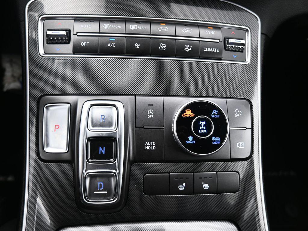 used 2022 Hyundai Santa Fe car, priced at $24,195