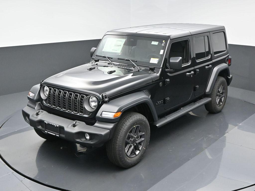 new 2025 Jeep Wrangler car, priced at $47,765