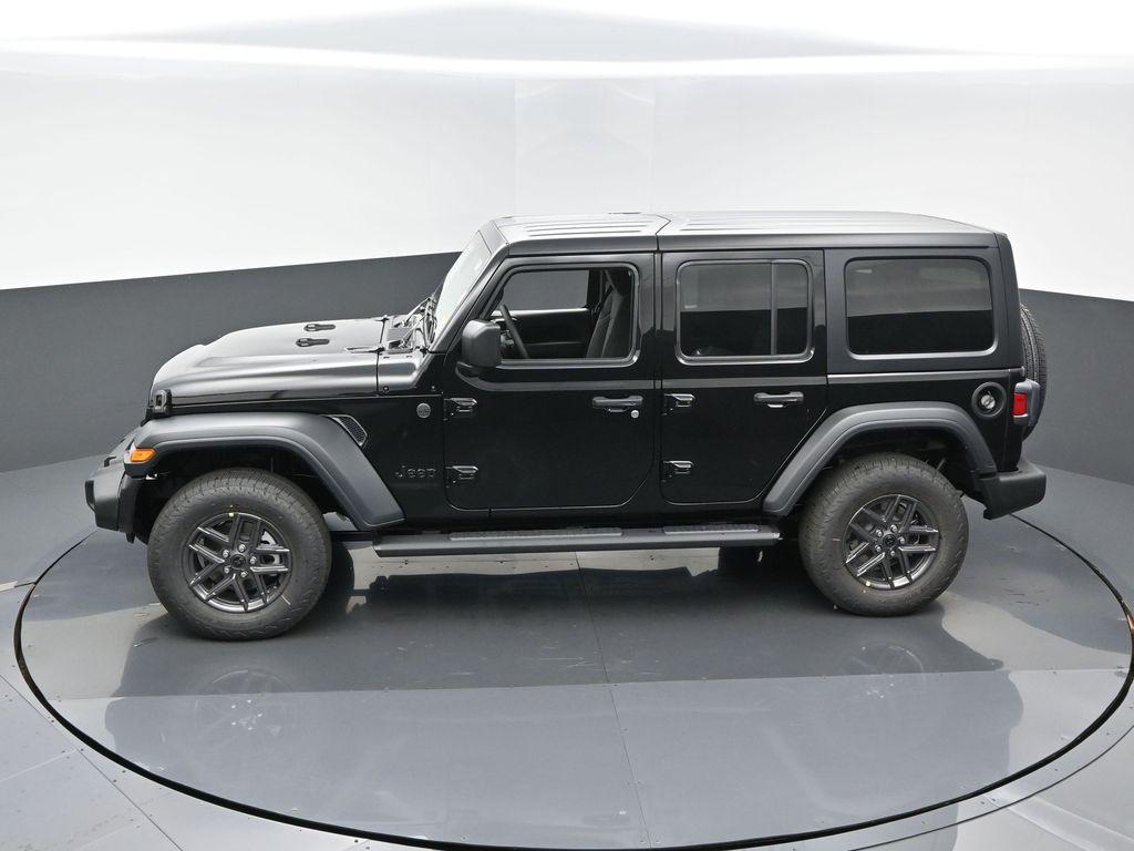 new 2025 Jeep Wrangler car, priced at $47,765