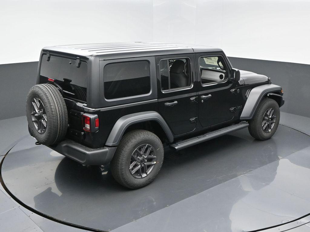 new 2025 Jeep Wrangler car, priced at $47,765
