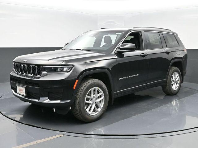 new 2025 Jeep Grand Cherokee L car, priced at $45,100