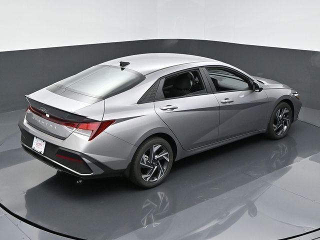 new 2025 Hyundai Elantra car, priced at $24,690