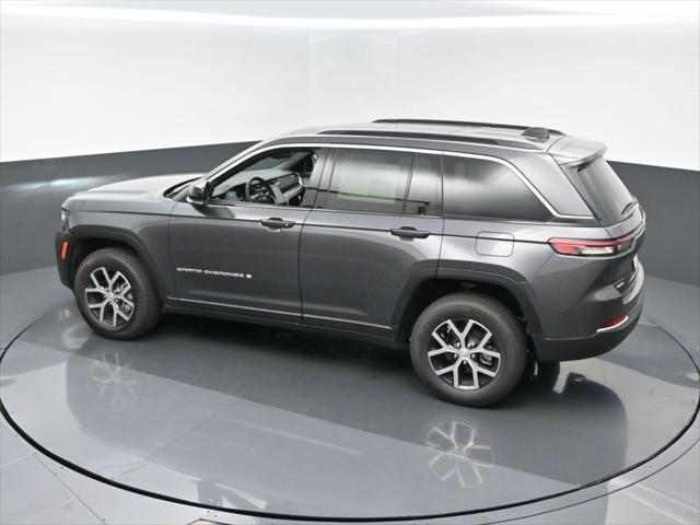 new 2025 Jeep Grand Cherokee car, priced at $42,450