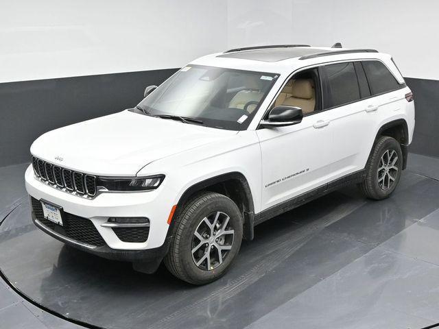 new 2025 Jeep Grand Cherokee car, priced at $49,640