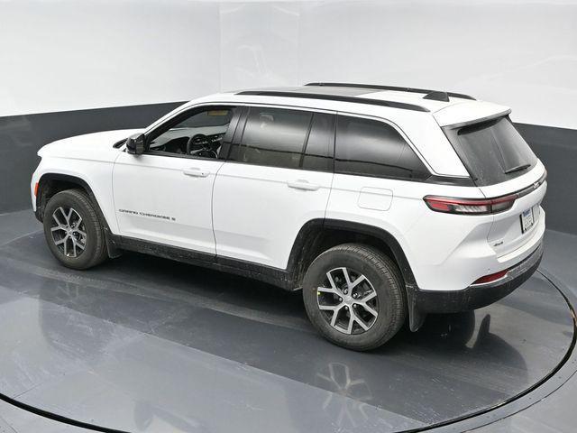 new 2025 Jeep Grand Cherokee car, priced at $49,640