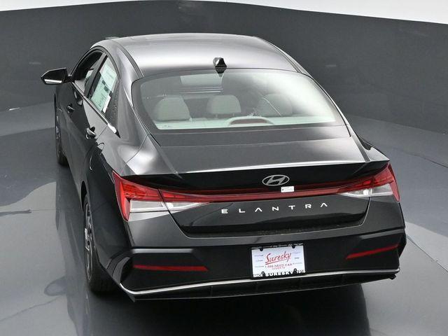 new 2025 Hyundai Elantra car, priced at $27,265