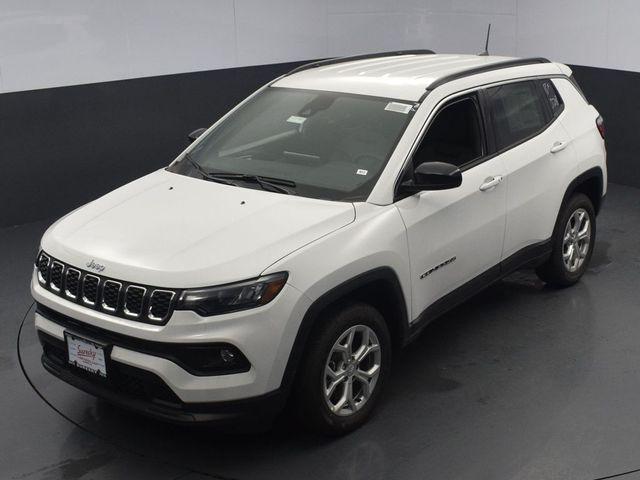 new 2024 Jeep Compass car, priced at $32,500