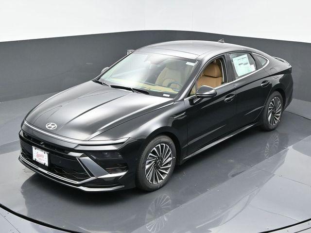 new 2024 Hyundai Sonata Hybrid car, priced at $38,000