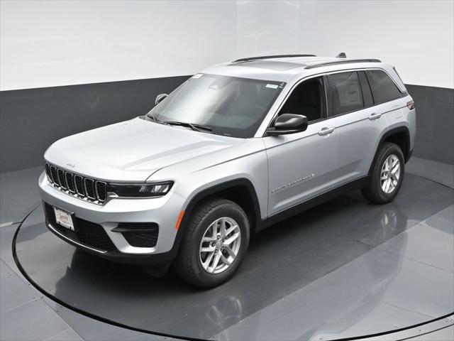 new 2025 Jeep Grand Cherokee car, priced at $45,165
