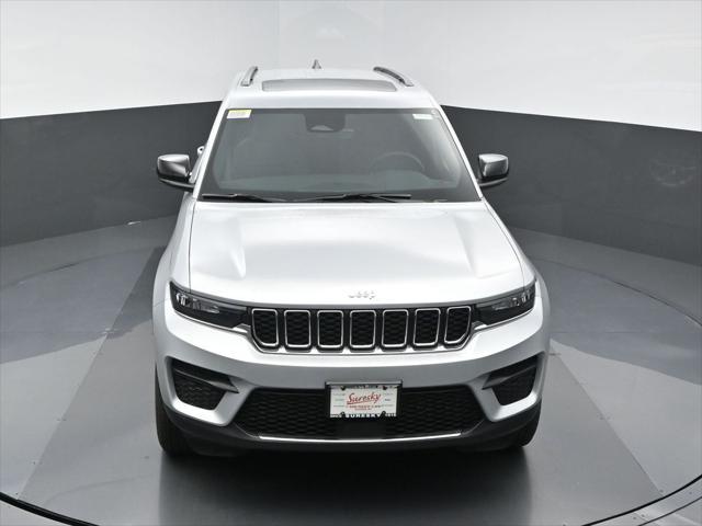 new 2025 Jeep Grand Cherokee car, priced at $45,165