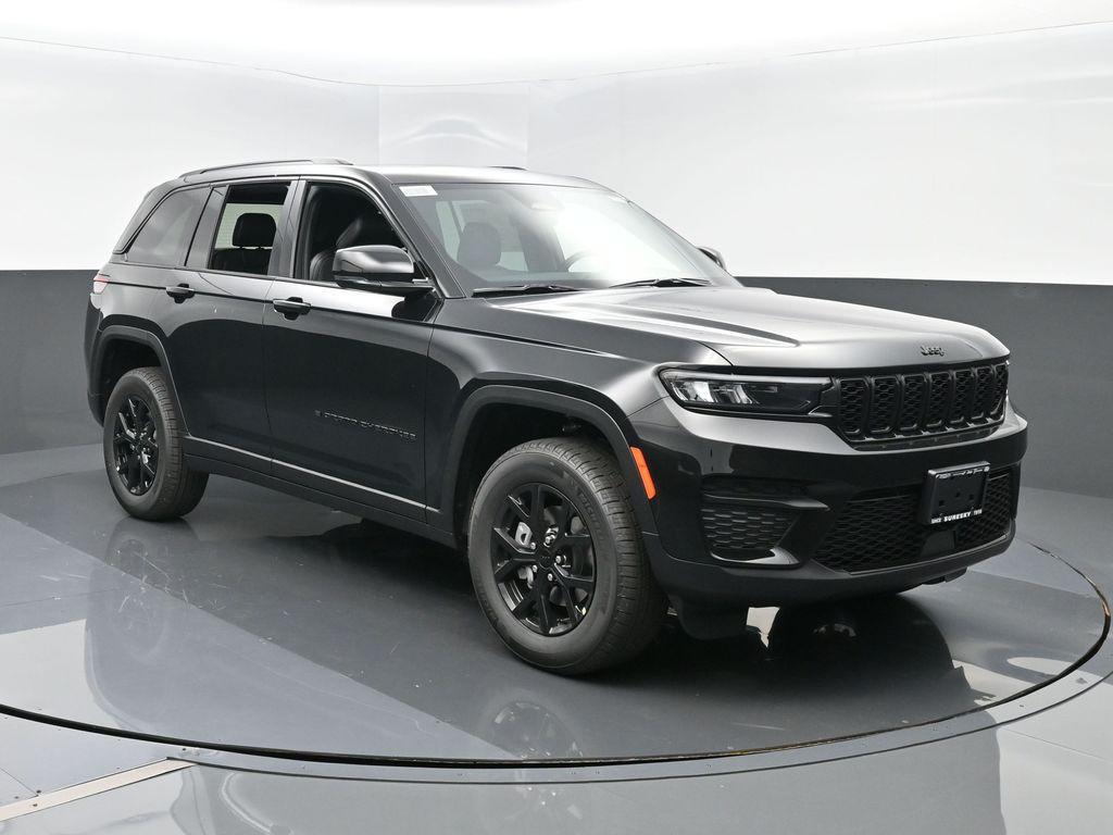 new 2025 Jeep Grand Cherokee car, priced at $44,480