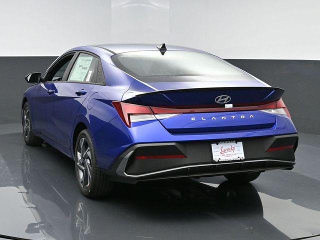 new 2025 Hyundai Elantra car, priced at $24,665