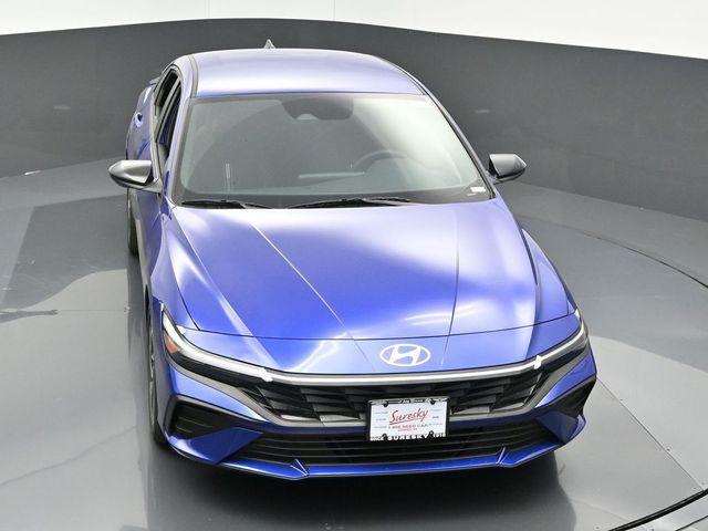 new 2025 Hyundai Elantra car, priced at $24,665