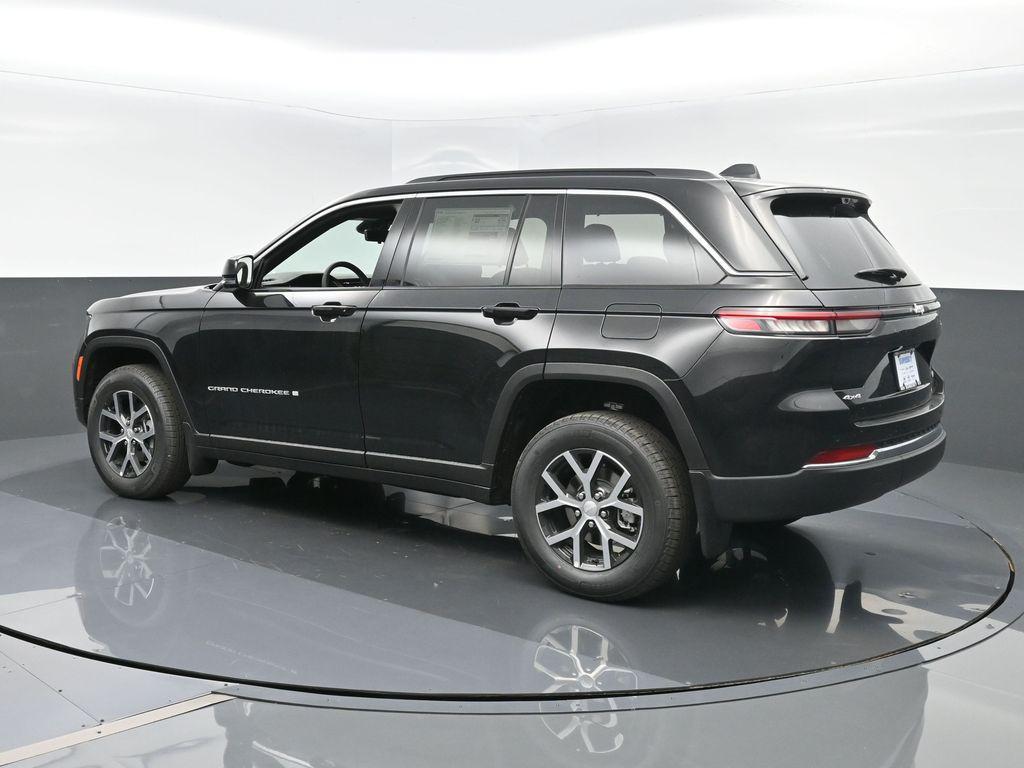 new 2025 Jeep Grand Cherokee car, priced at $51,110