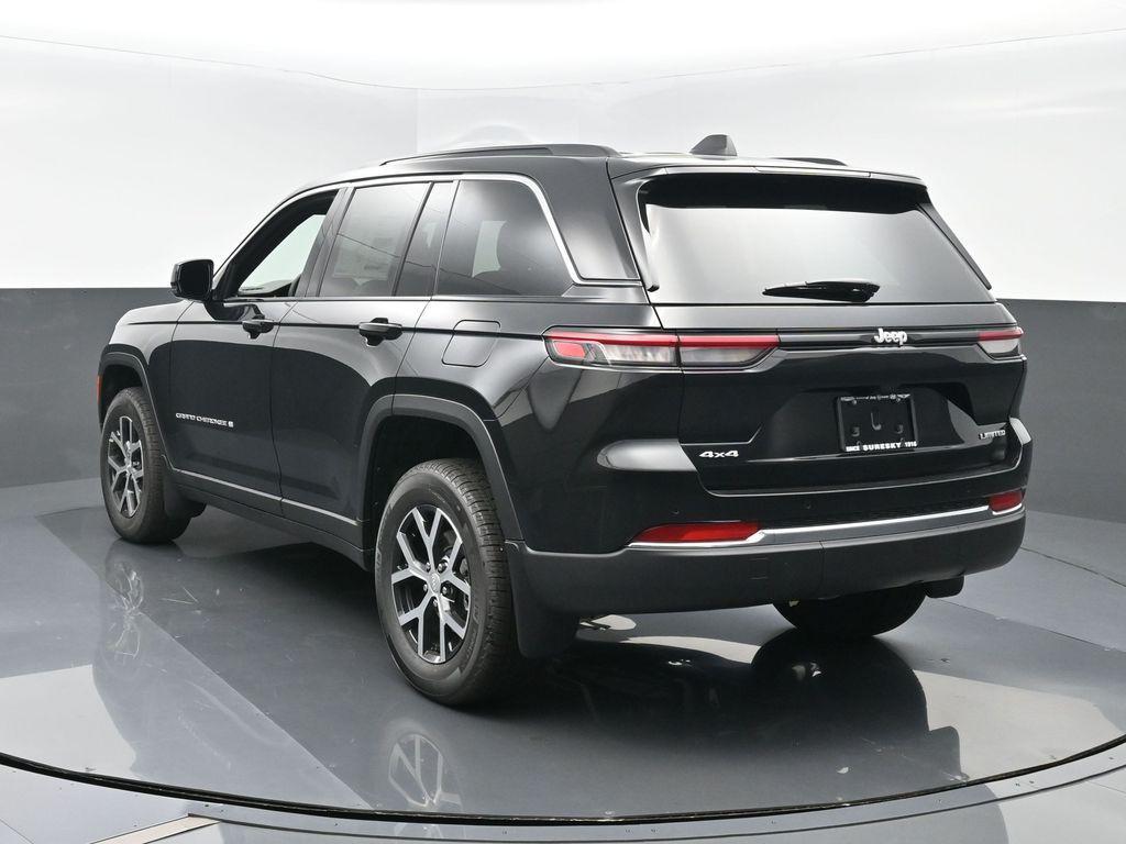 new 2025 Jeep Grand Cherokee car, priced at $46,935
