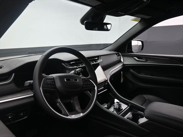 new 2025 Jeep Grand Cherokee L car, priced at $49,282