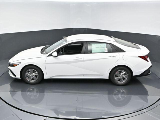 new 2025 Hyundai Elantra car, priced at $24,025