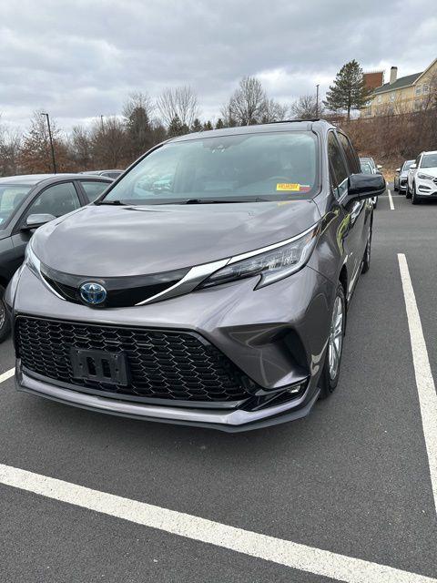 used 2021 Toyota Sienna car, priced at $38,336